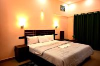 Zayana Gardens Family Private Room - Ferienwohnung Anaikal