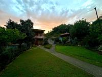 Shonikebi Guest House - Ferienwohnung Pakhulani