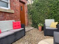 Hideaway between Coast and Moors in a beautiful Village apartment - B&B Sleights