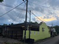 Uncle J homestay - Bed and Breakfast Marang