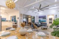 Tropical Villa on Craven Close - B&B Port Douglas