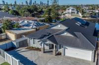 Capri Waterfront Resort-Style 5BR & Pool - Ferienwohnung Gold Coast