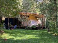 Wild Glamping Portugal - relax by Serra de Arga waterfalls in Viana do Castelo with hot tub - B&B Viana do Castelo
