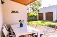 Mountainside Family Beach House - Pet Friendly - B&B Hermanus
