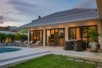 Villa Ayan, Amazing Pool, 2 bedrooms Near Nai harn Beach - Chambres d’hôtes Ban Raboet Kham