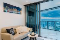 2Bedroom Gleaming Riverfront - City view Free Carpark - Chambres d'hôtes Brisbane