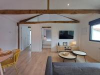 Casa Marquesa M1 - Amplia y con gran patio exterior - B&B Ourense