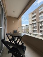 Apt 53 Bela Vista com garagem coberta e 2 quartos - Bed and Breakfast Espírito Santo do Pinhal