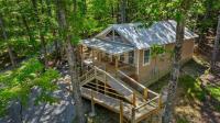 Coyote Cabin at Woodland Retreat at DeSoto beside DeSoto State Park - B&B Fort Payne