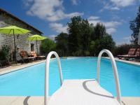 La Fontenelle Chambres d'Hôtes - B&B Sainte-Sévère