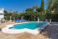 Exclusive villa Las Palmeras Puerto Banus with heated private swimming pool, Marbella, Spain - B&B Marbella