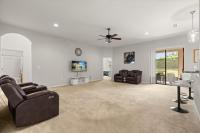 Family-Friendly 3BR Getaway Hot Tub Game Room Fun - B&B Lake of the Hills