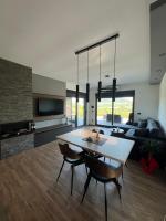 Kosmaj Sunrise - B&B Rogača