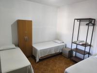 Chambre Triple avec Salle de Bains Privative Séparée