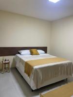 Habitación con cama grande 