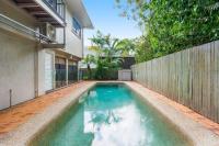 Kookaburra Lodge 4 Little Cove Road 8 under new management - B&B Noosa Heads