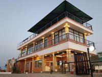 The hills - B&B Pokhara