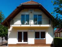 Easy Apartmanház - B&B