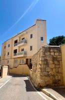 Deluxe Penthouse Charming Location Rooftop Views - Ferienwohnung Marsaxlokk