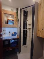 Apartamento de 2 dormitorios con balcón