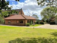 The Granary - Wood Farm Barn. Luxury Barn with wonderful countryside views - Chambres d'hôtes Bawdeswell