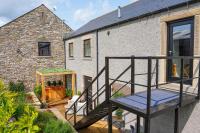 PEAK DISTRICT ROMANTIC Courtyard Loft, with Outdoor Japanese Whirlpool Bath - B&B Winster