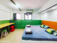 Familienzimmer mit Gemeinschaftsbad