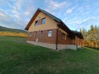 Całoroczne Domki Zacisze Hnatowego Berda , Wetlina 119 - B&B Wetlina