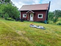 Cozy country cottage in scenic location near Monsteras - B&B Mönsterås