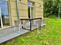 Modern Luxury Apartment with Garden - Ferienwohnung Prag