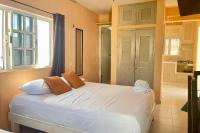 Central Studio with Balcony & Kitchen - Ferienwohnung Isla Mujeres