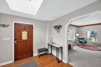 Secluded Luxe 5BR Estate| Pool, Wineries, Near ND - B&B Niles