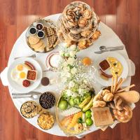 Decent Luxury Continental - Bed and Breakfast Islamabad