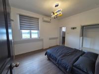 Apartment mit 3 Schlafzimmern und Blick auf das Wasser