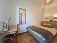 Chambre 1 Bois - WIFI - Proche gare - Ferienwohnung Labouheyre