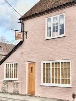 Curiosity Cottage - B&B Wendover