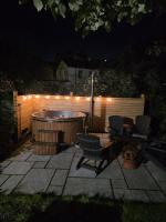 Modern 2 bedroom cottage near Bike Park Wales. - Chambres d'hôtes Merthyr Tydfil