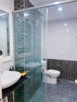 One-Bedroom Apartment with Sea View