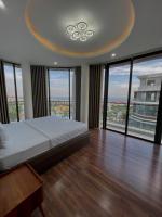 Deluxe Double Room with Balcony and Sea View