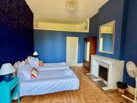 Twin Room with Private Bathroom