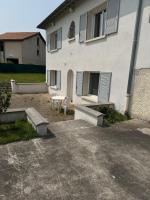 Appartement indépendant dans une maison - Bed and Breakfast Marcy-l'Étoile