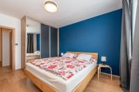 Luxury modern apartment near the metro - 10 minutes to the city center - Chambres d'hôtes Prague