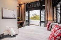 Avemore Eikehoff No 23 - full Backup Power - B&B Stellenbosch