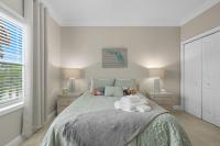 Lux Oasis Mins To Mayo Clinic & Baptist Med Walk to Beach - B&B Jacksonville Beach