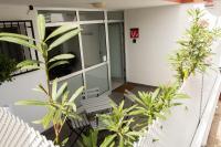 Apartamento con terraza privada, piscina y capacidad para 4 personas - B&B Punta Brava