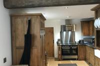 Stylish Cosy Rustic Barn Alton Towers Peaks - B&B Waterfall