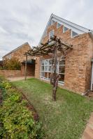 Protea Garden Cottage - B&B Stellenbosch