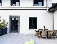 Le Terracotta cocon moderne à 2 pas de la Gare ligne directe GENÈVE-LYON-PARIS - B&B Bellegarde-sur-Valserine