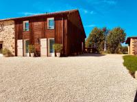 Two Holiday Homes with 6 Bedrooms, Air Con & Private Heated 10x4M Salt Water Pool - 40 Mins from Bergerac - Chambres d'hôtes Capdrot