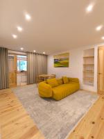 Sunny apartment in Karakol! - Chambres d’hôtes Karakol